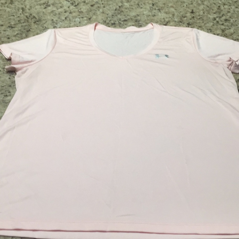 Under Armour tee
